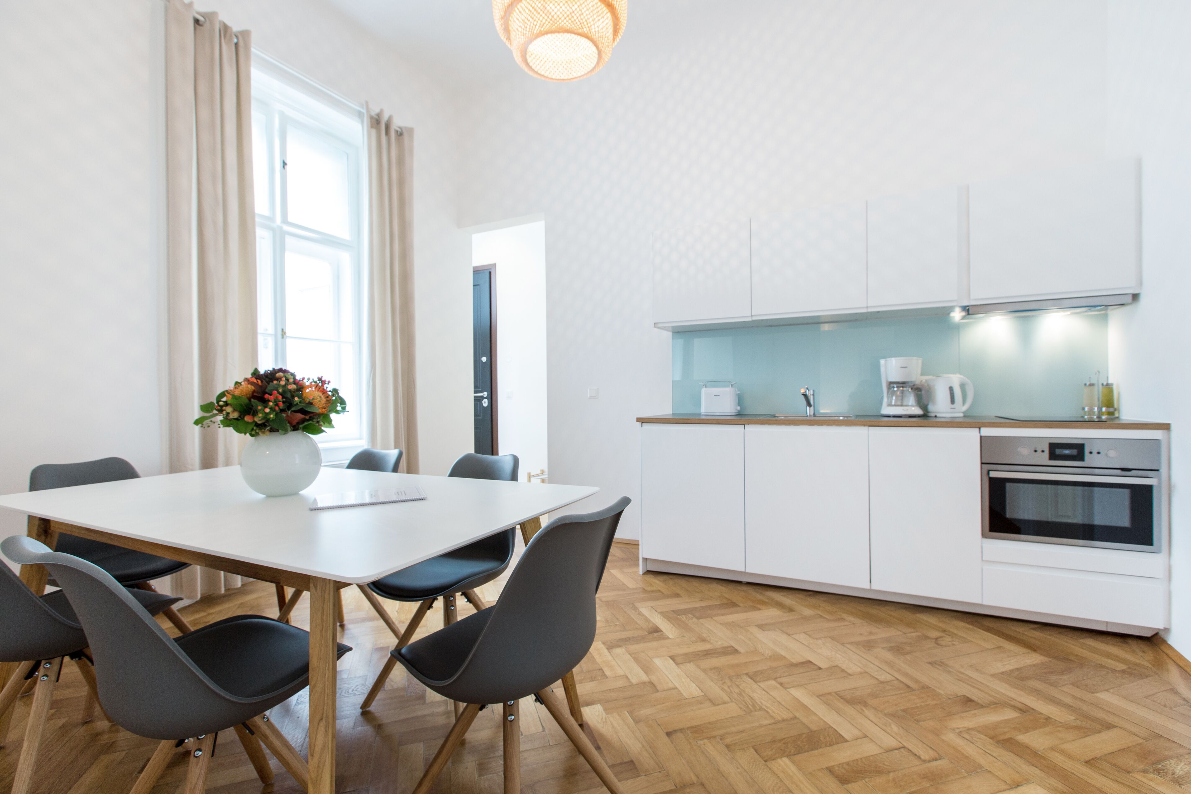 HeyMi Apartments