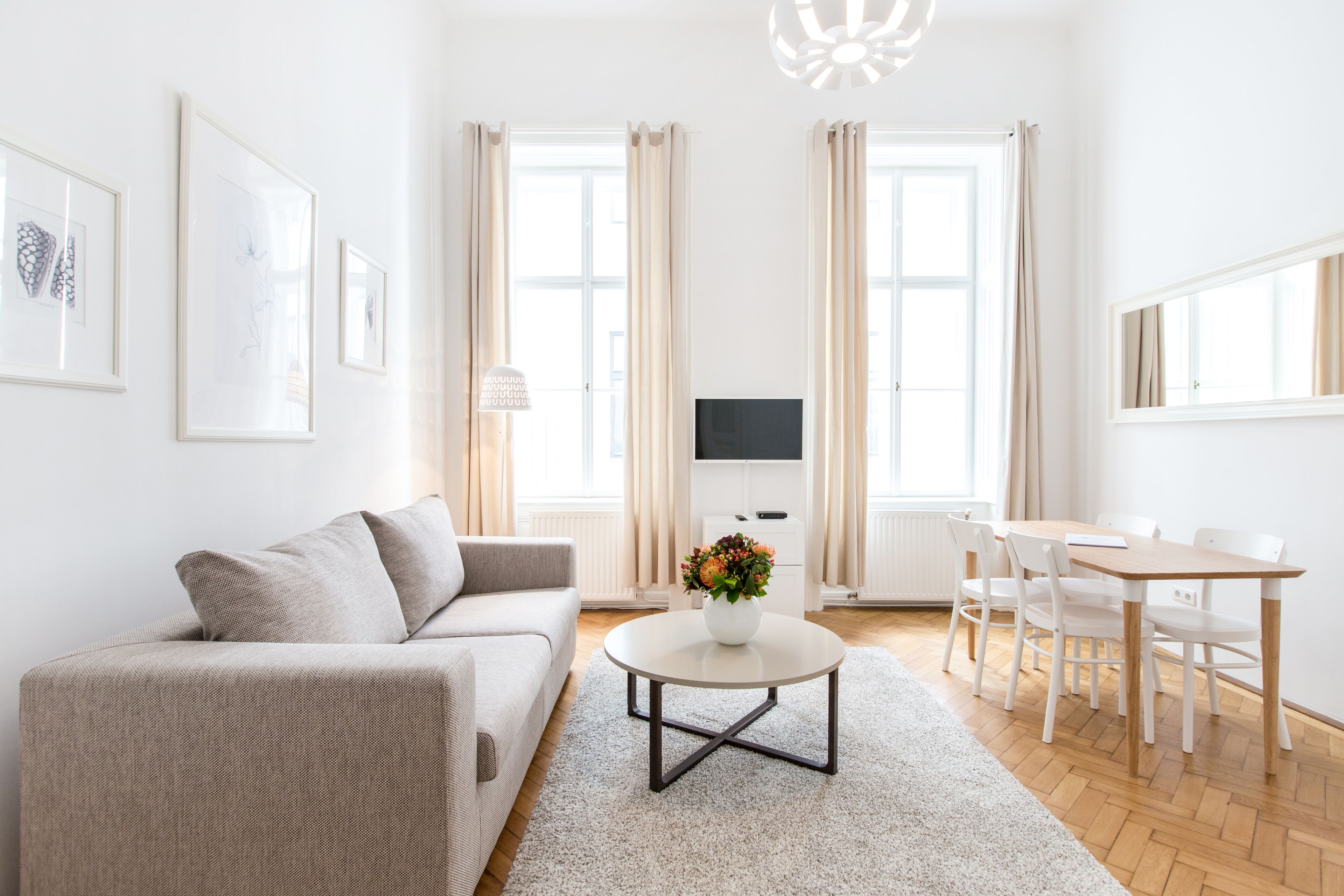 HeyMi Apartments