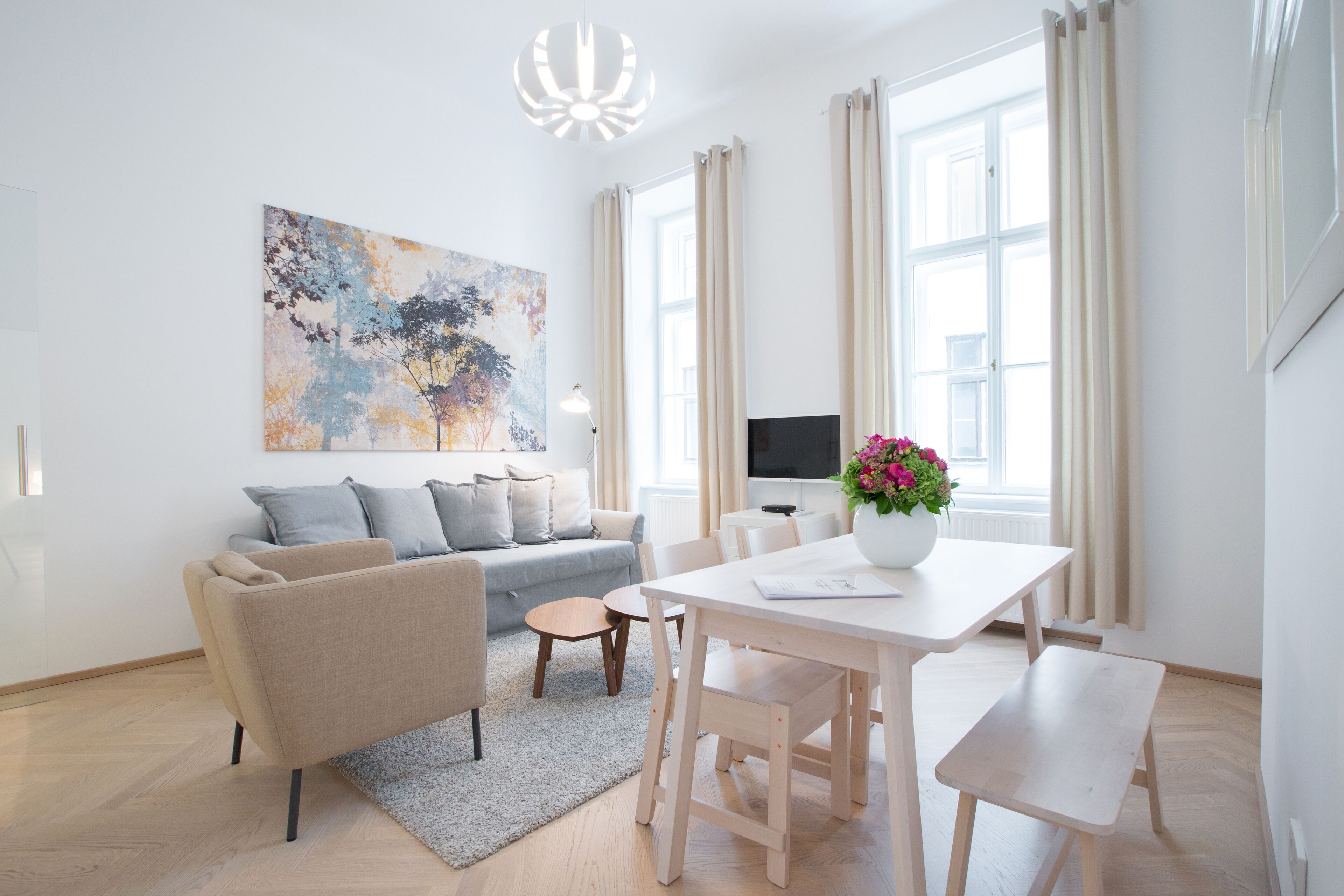 HeyMi Apartments