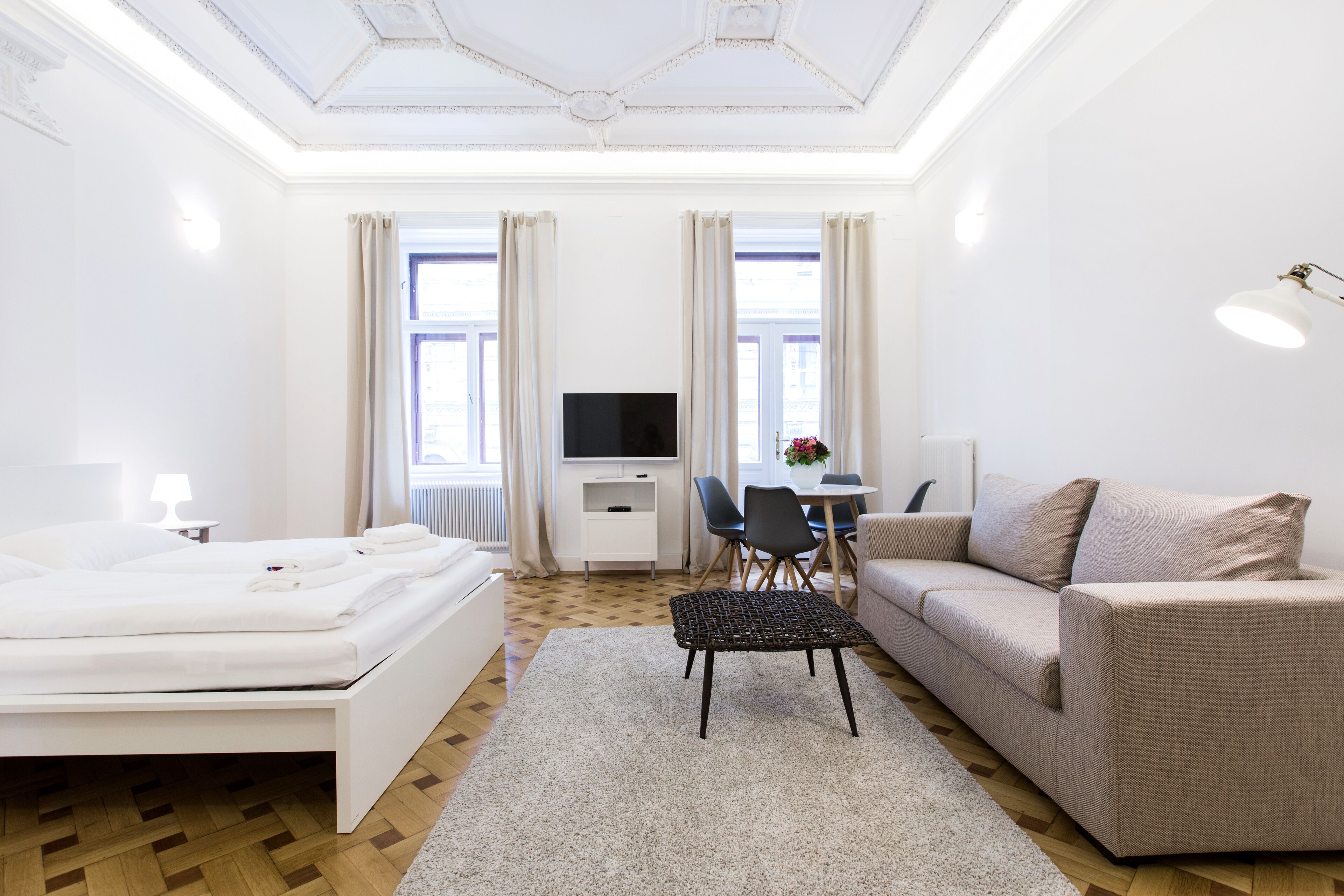 HeyMi Apartments