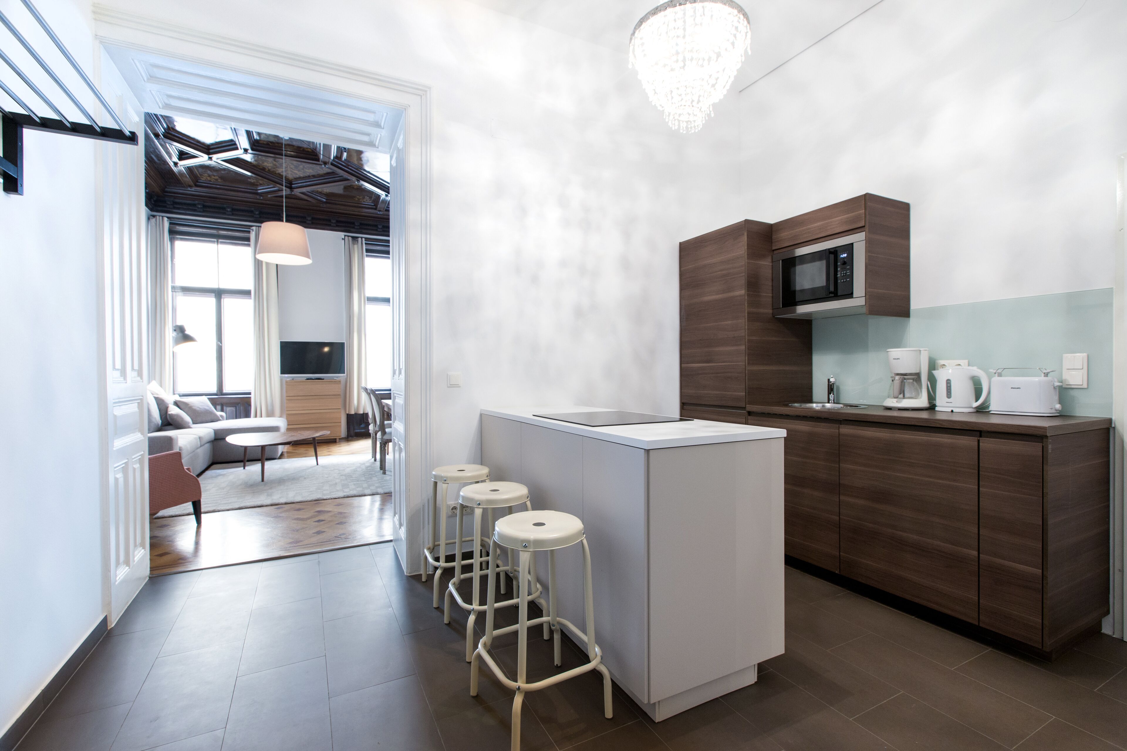 HeyMi Apartments