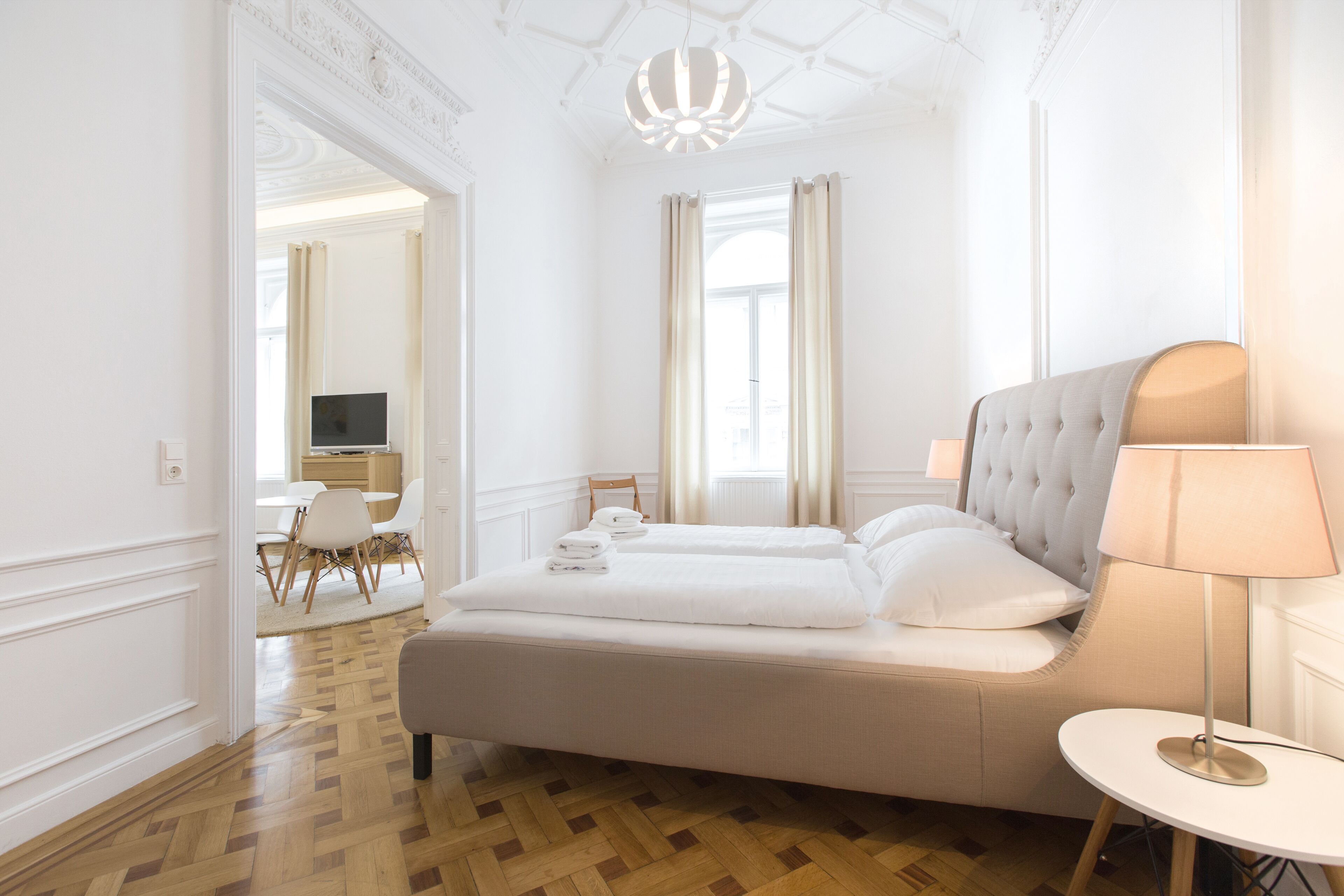 HeyMi Apartments