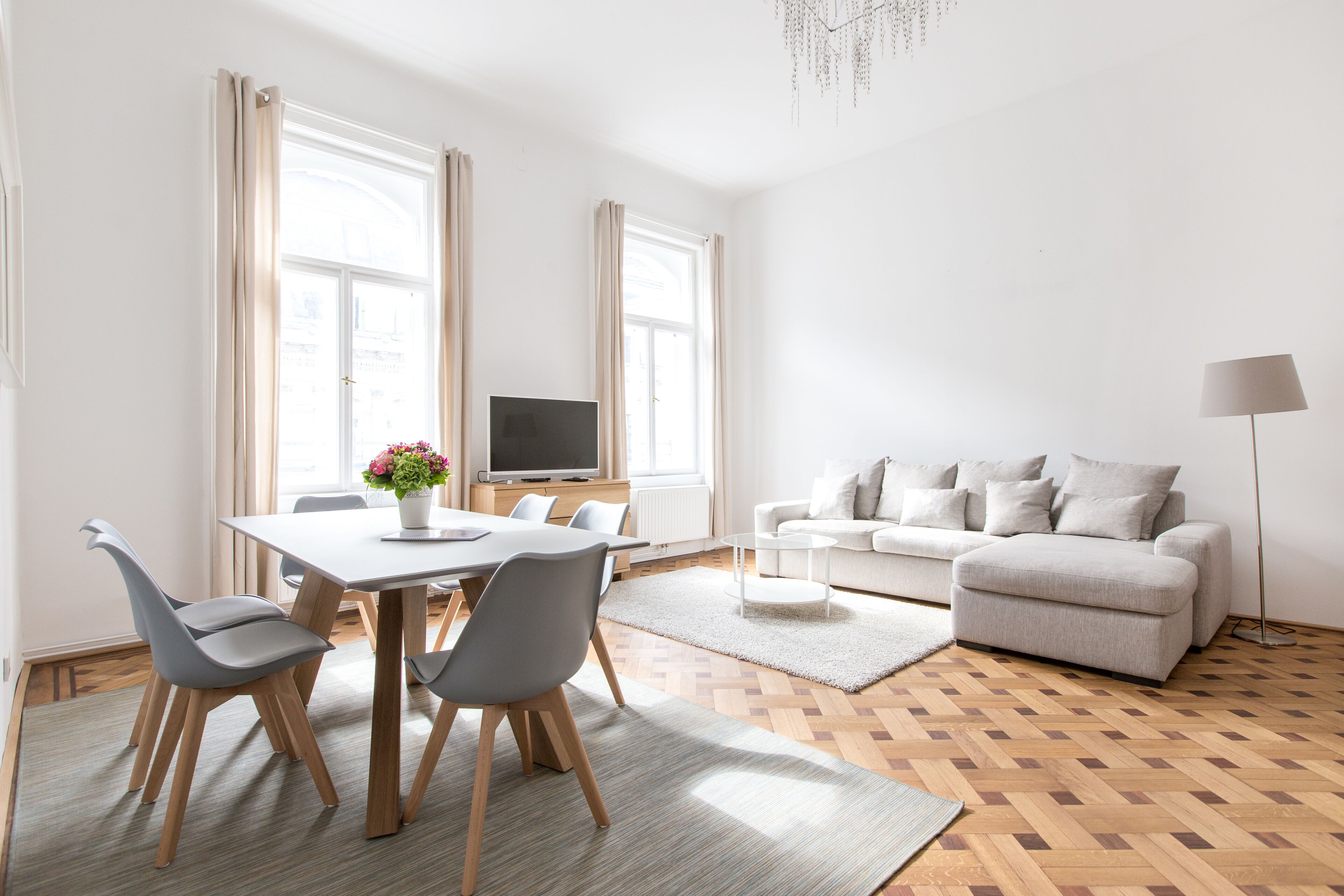 HeyMi Apartments