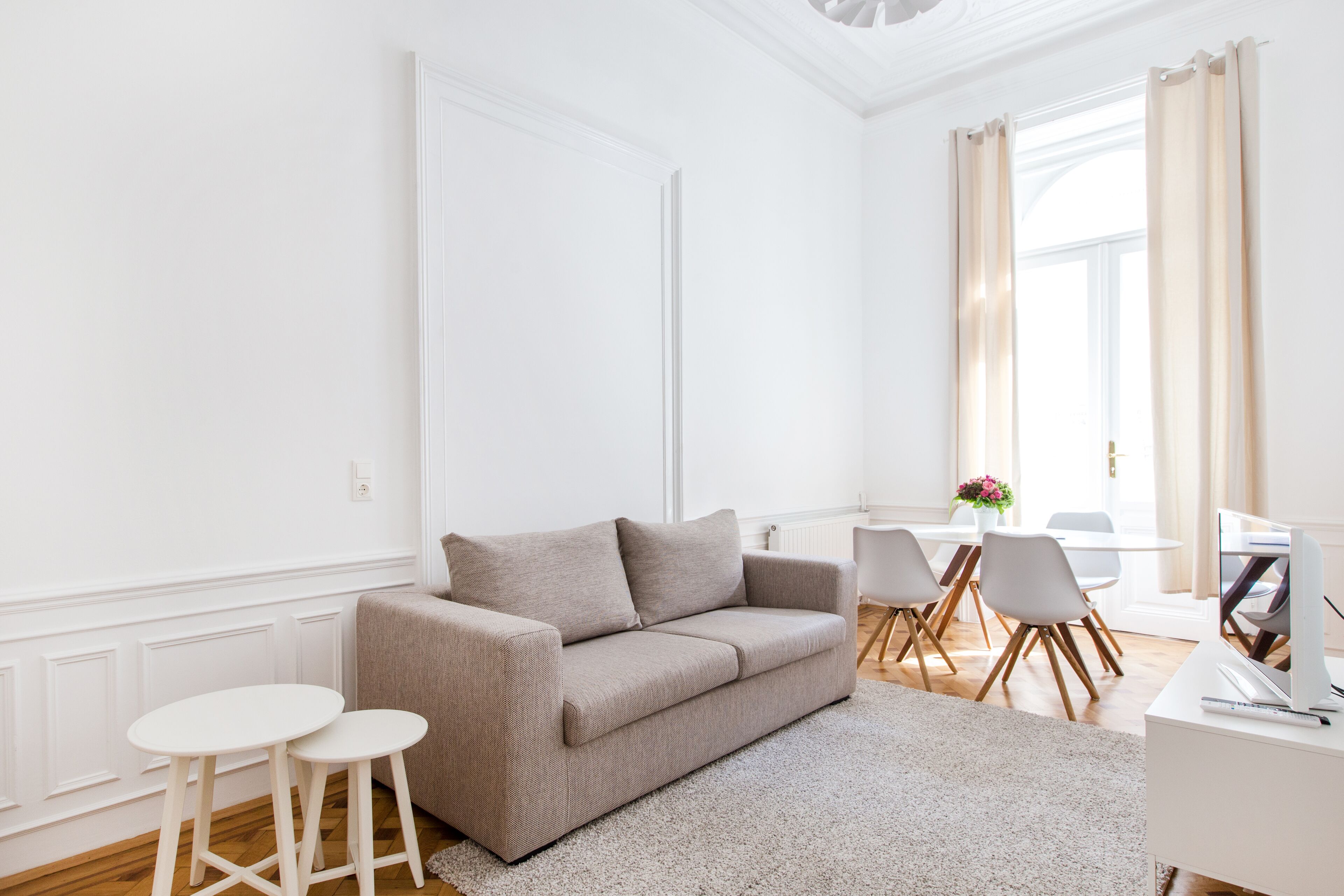 HeyMi Apartments