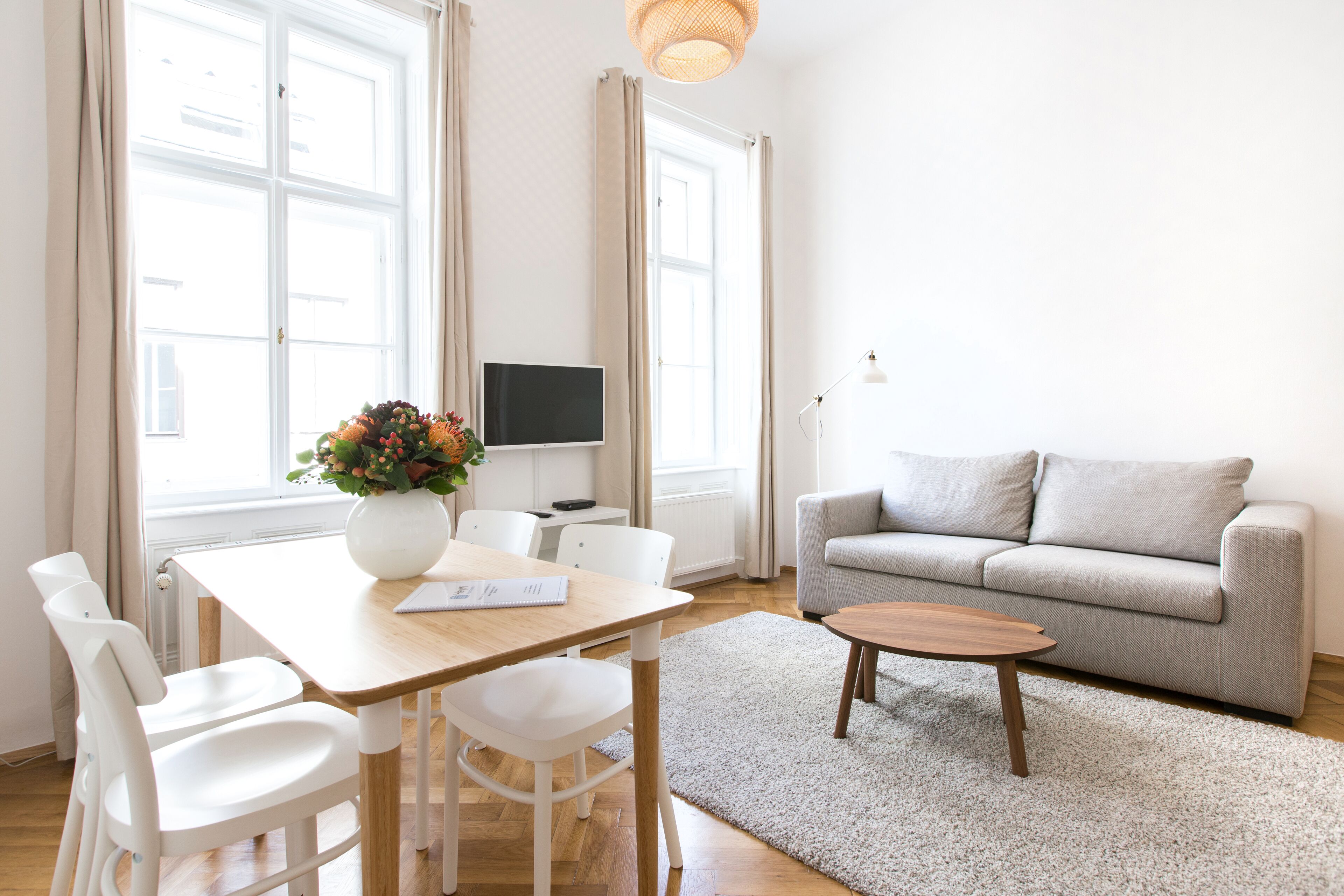 HeyMi Apartments