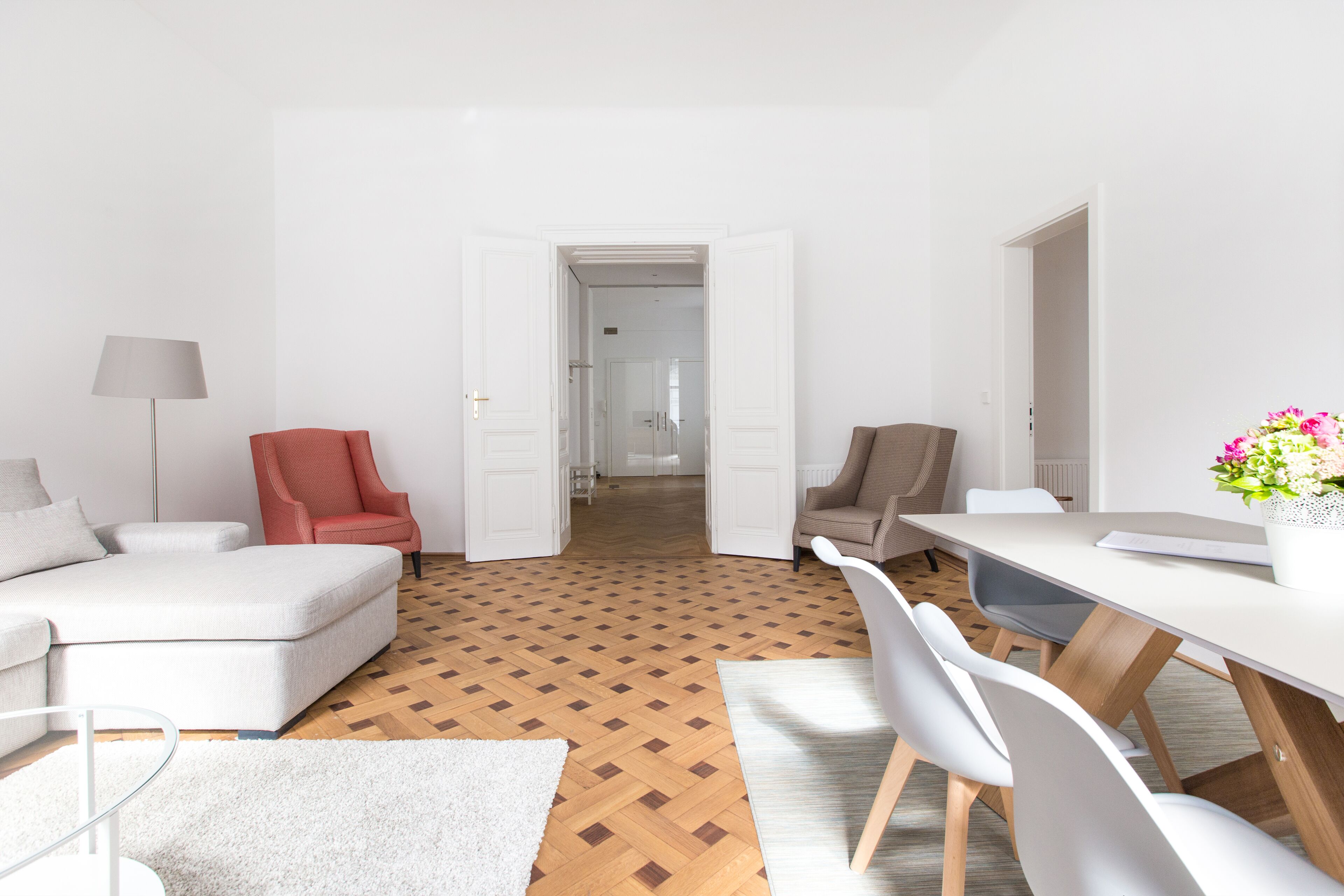 HeyMi Apartments