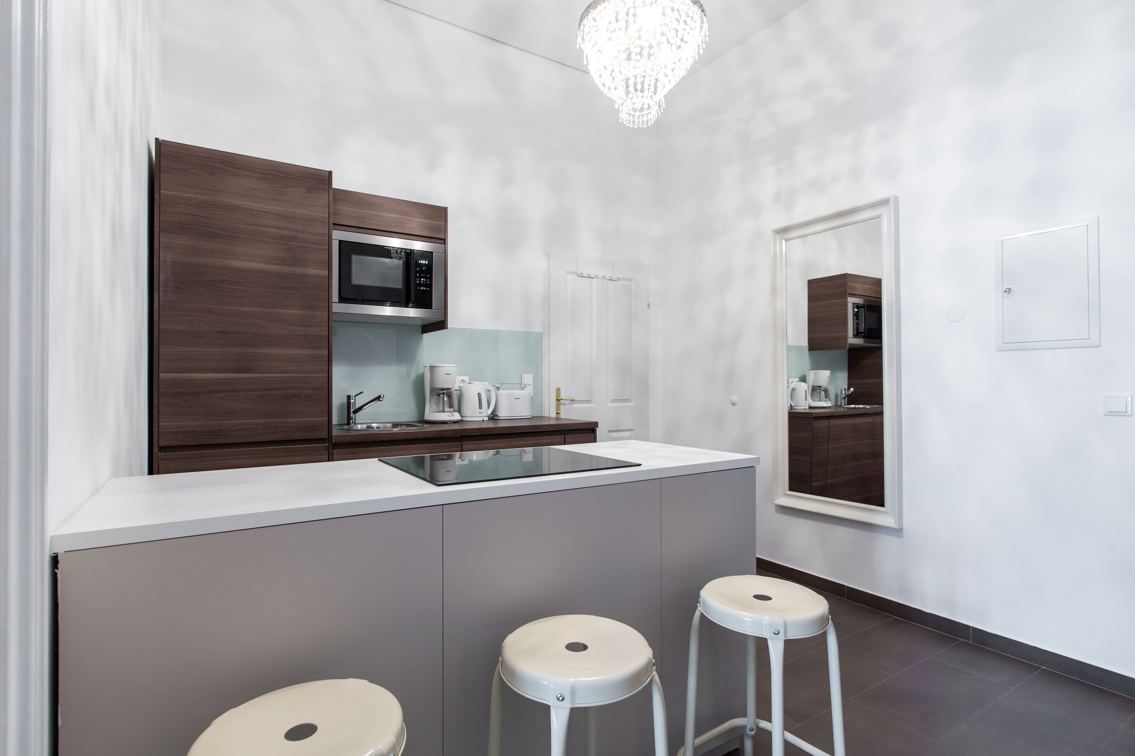 HeyMi Apartments