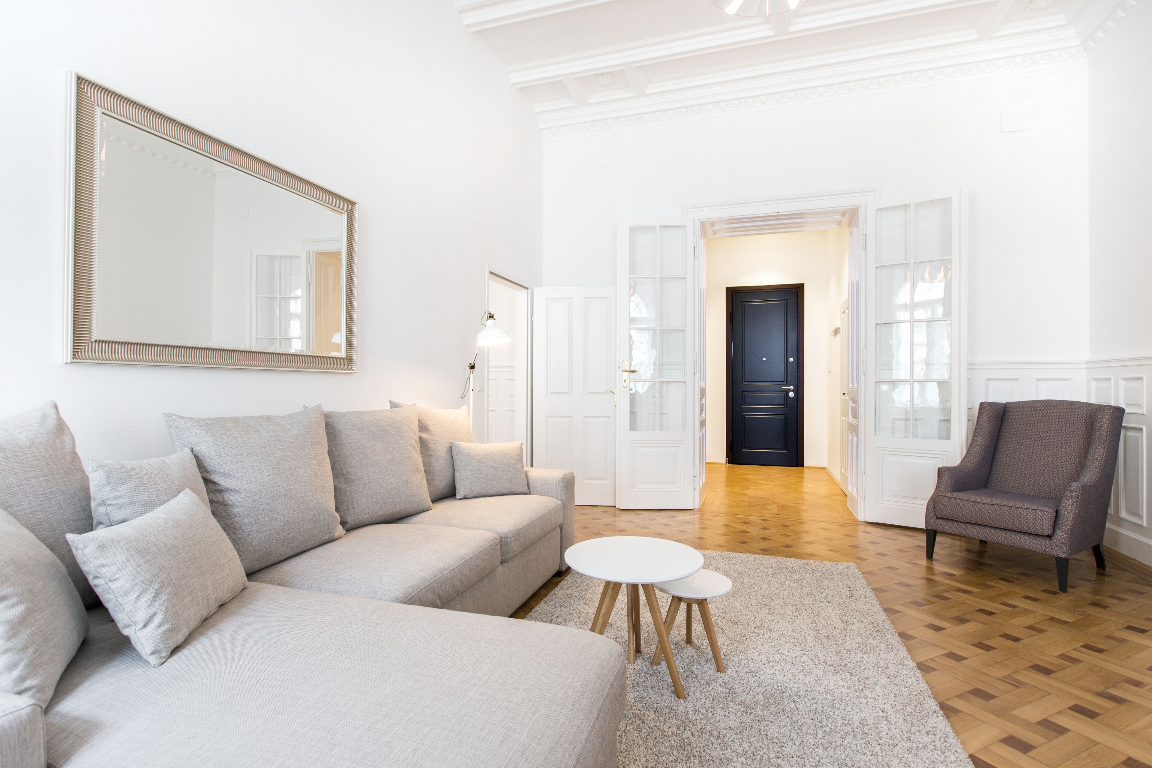 HeyMi Apartments