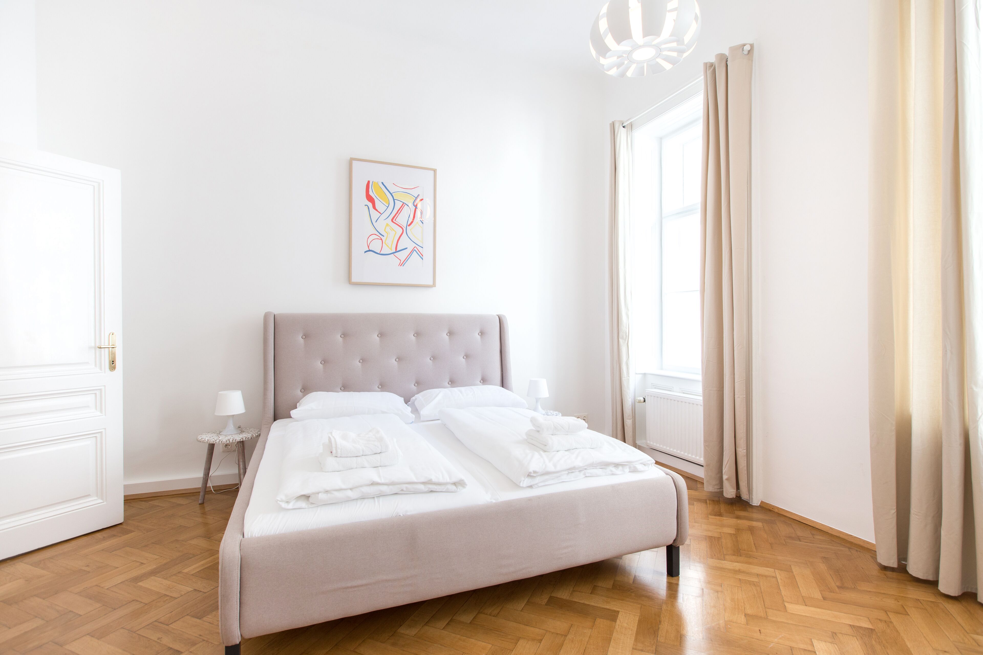 HeyMi Apartments