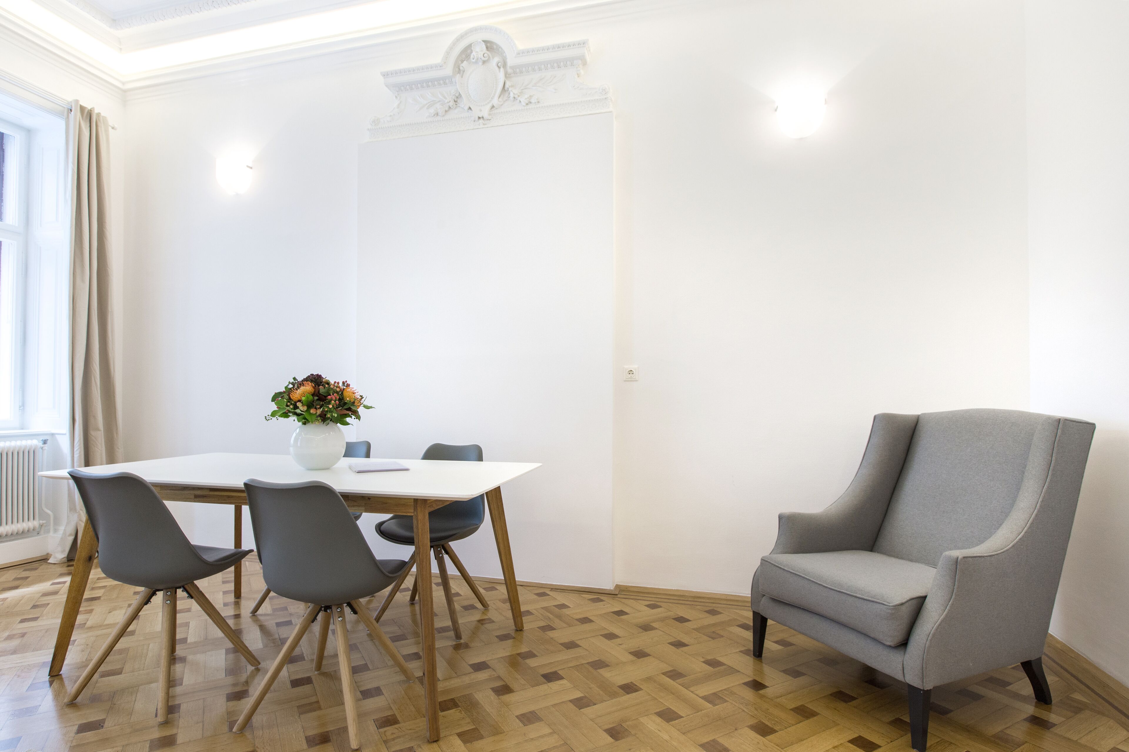 HeyMi Apartments