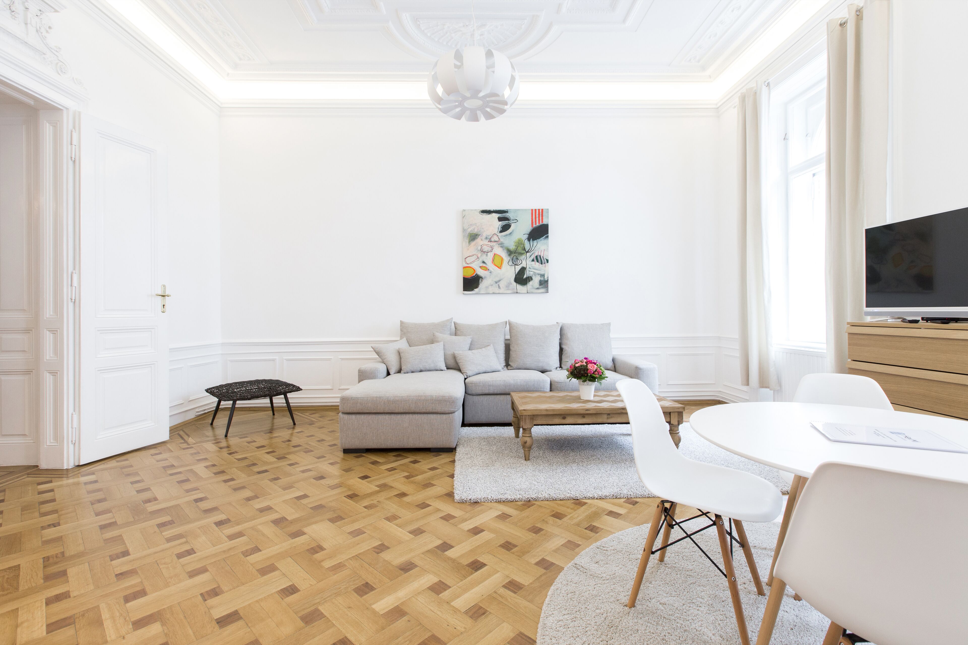 HeyMi Apartments
