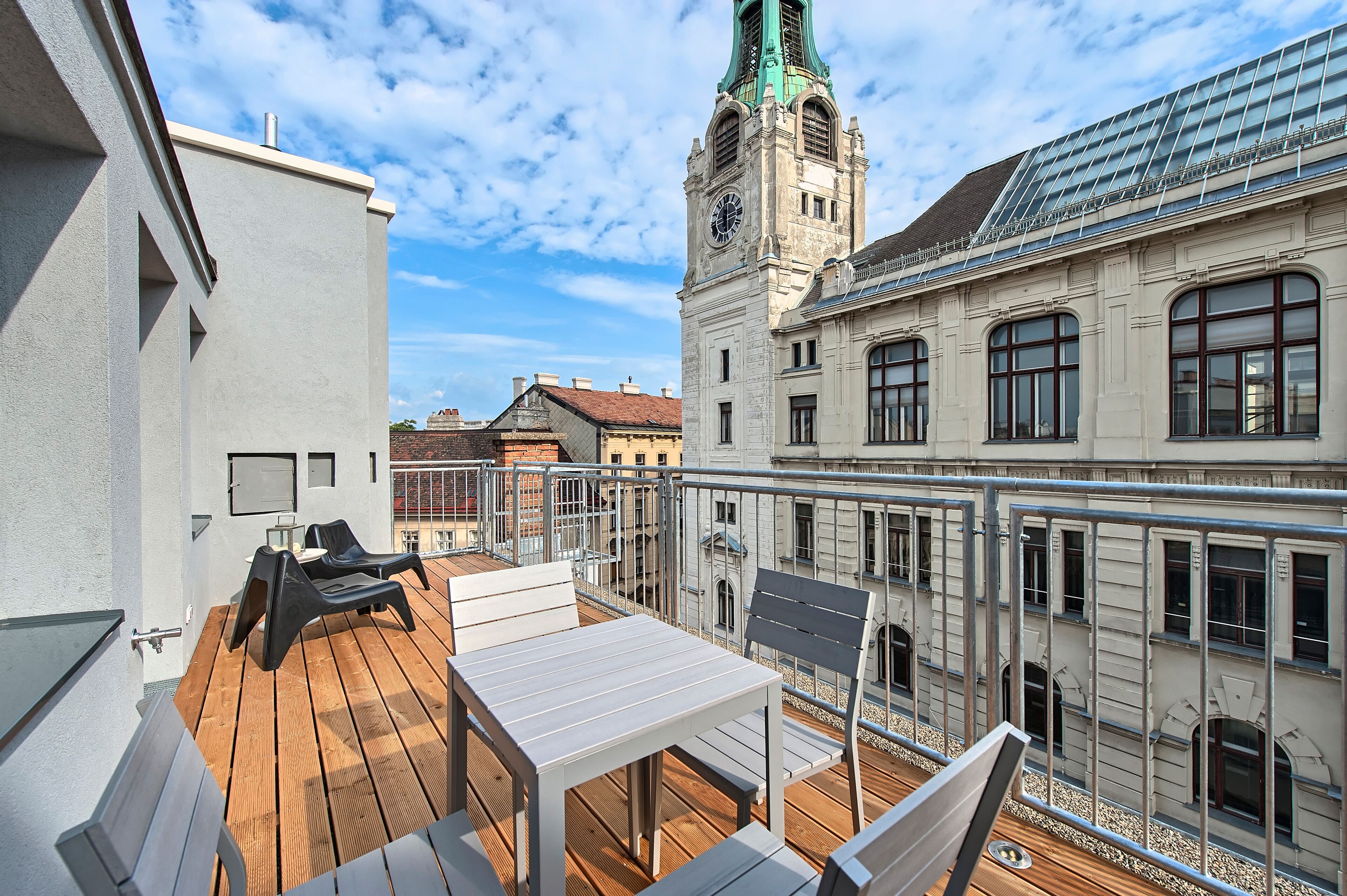 HeyMi Apartments Mondschein