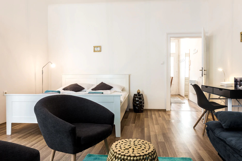 Holiday & Business Apartments Märzstrasse