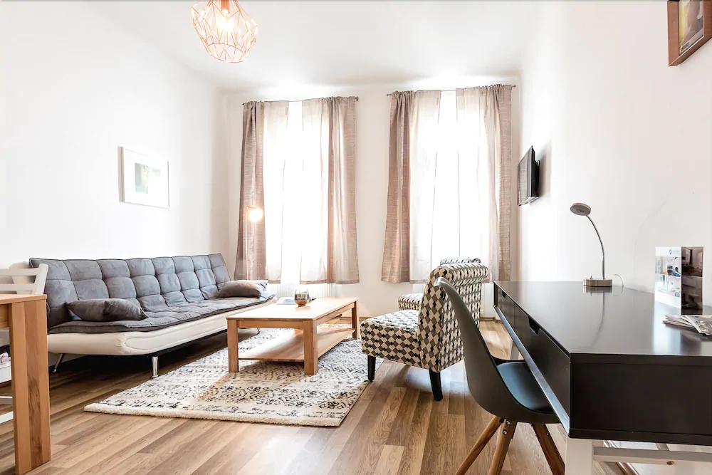 Holiday & Business Apartments Märzstrasse