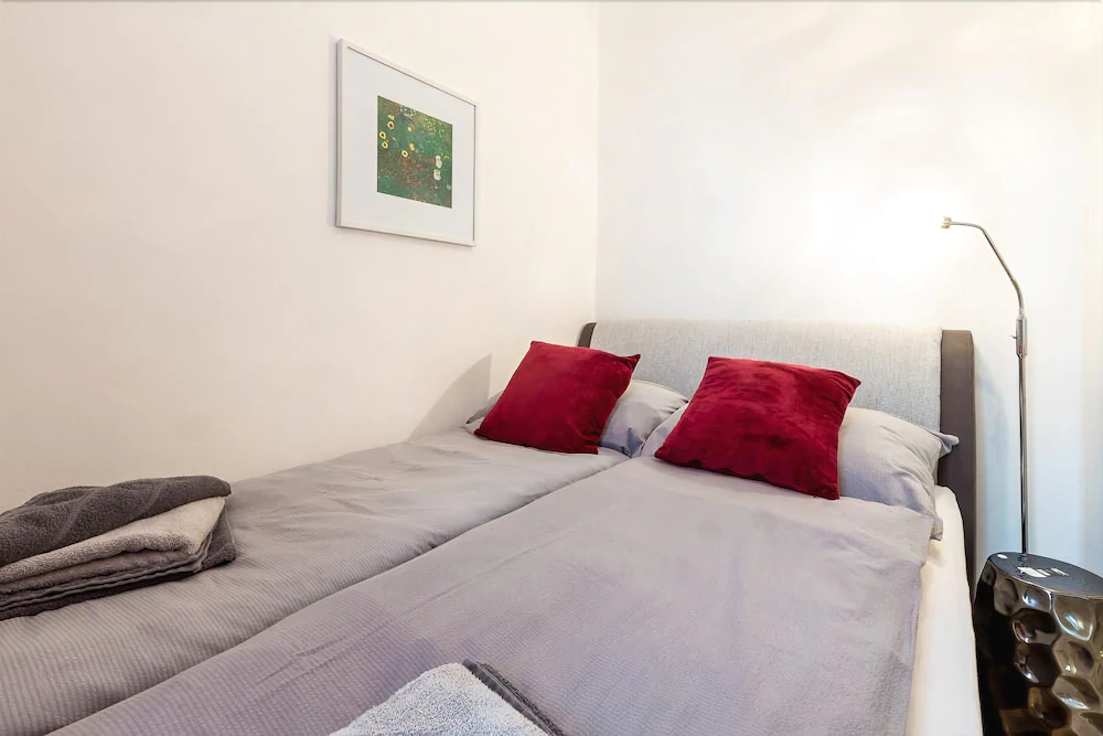 Holiday & Business Apartments Märzstrasse