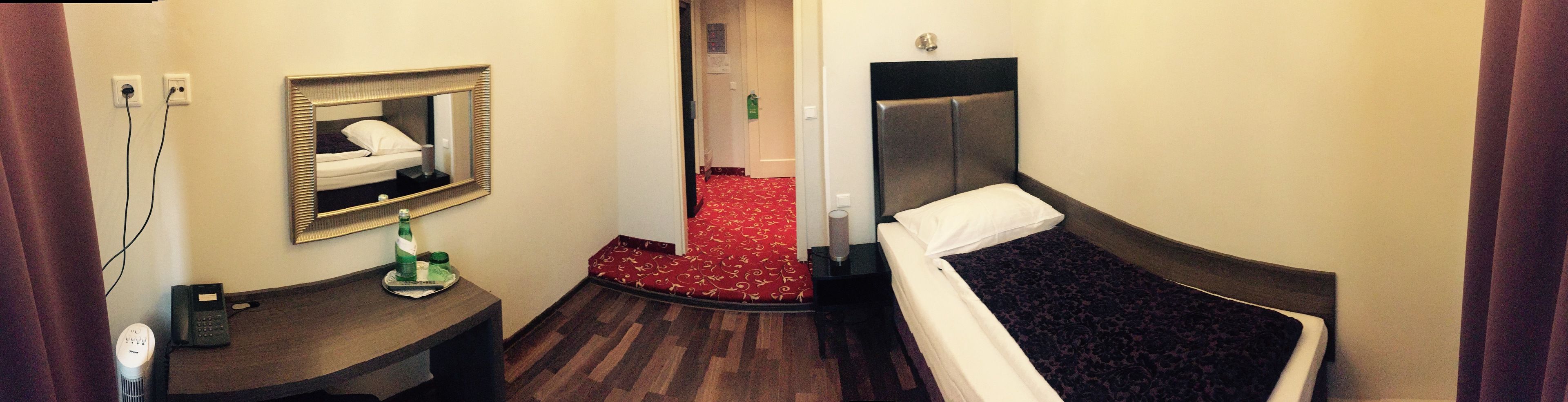 Hotel-Pension Baron am Schottentor