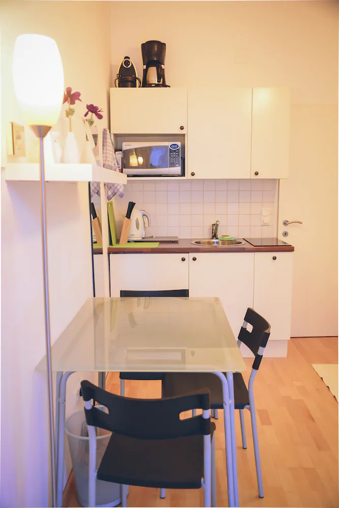 Jl Apartments