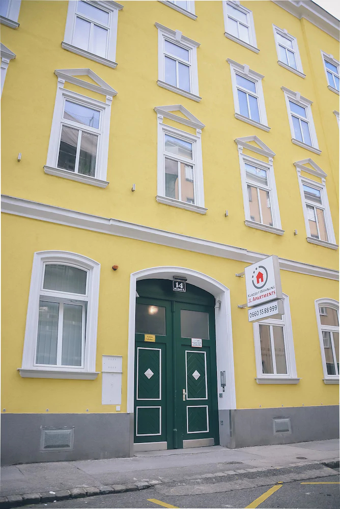 Jl Apartments