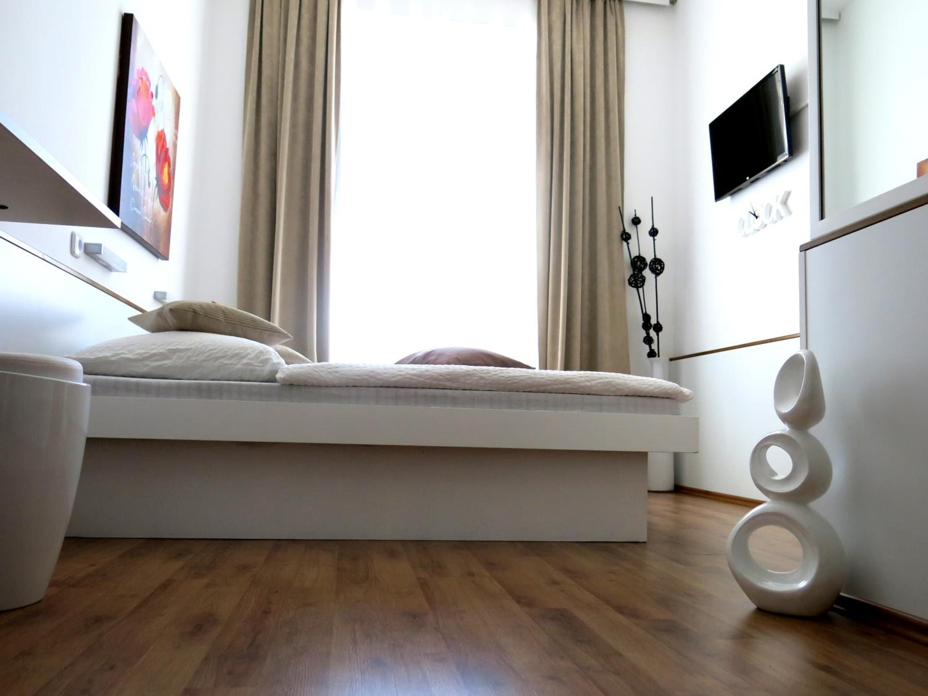 Kibi Rooms