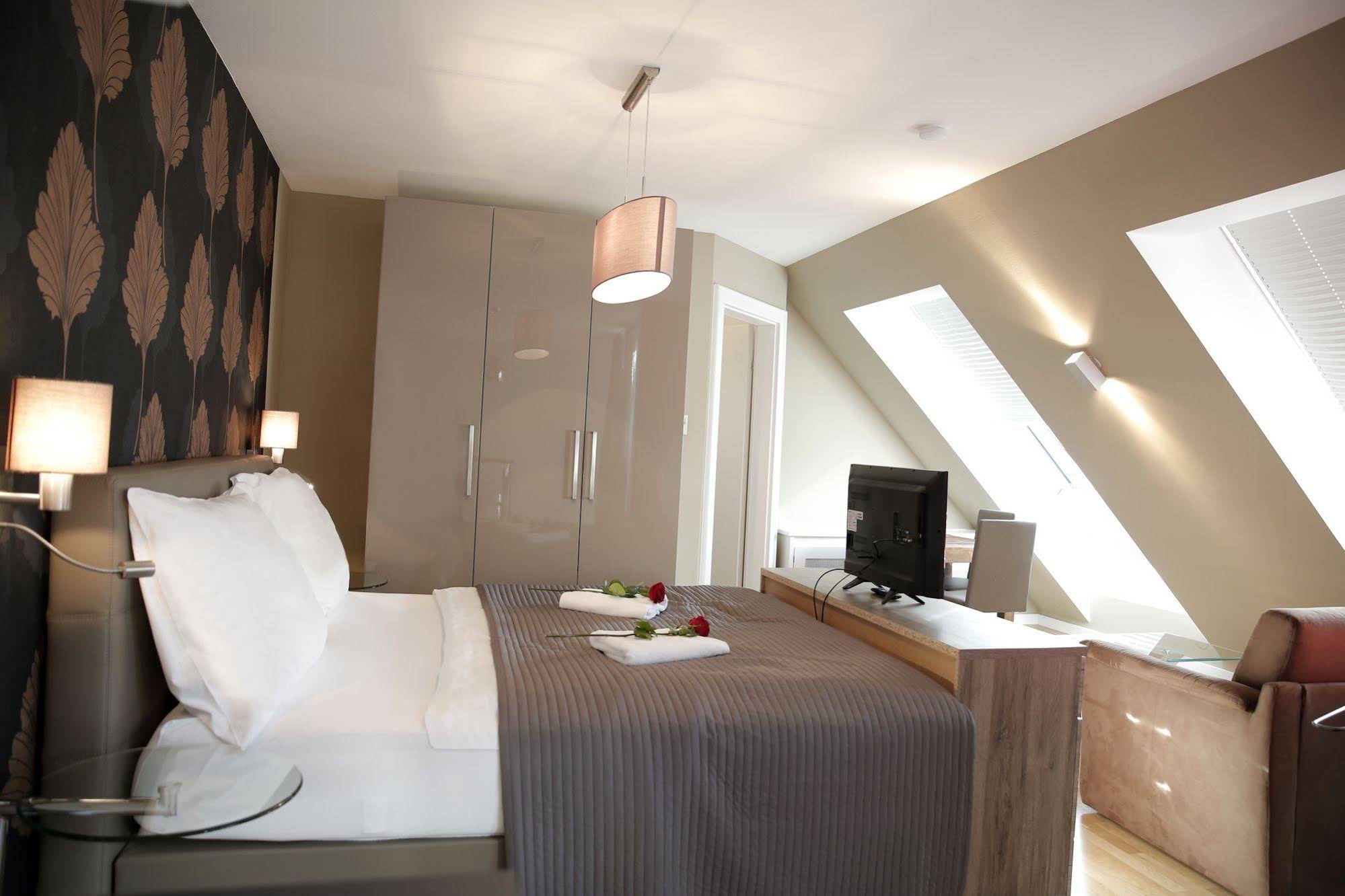 Kimi Apartments