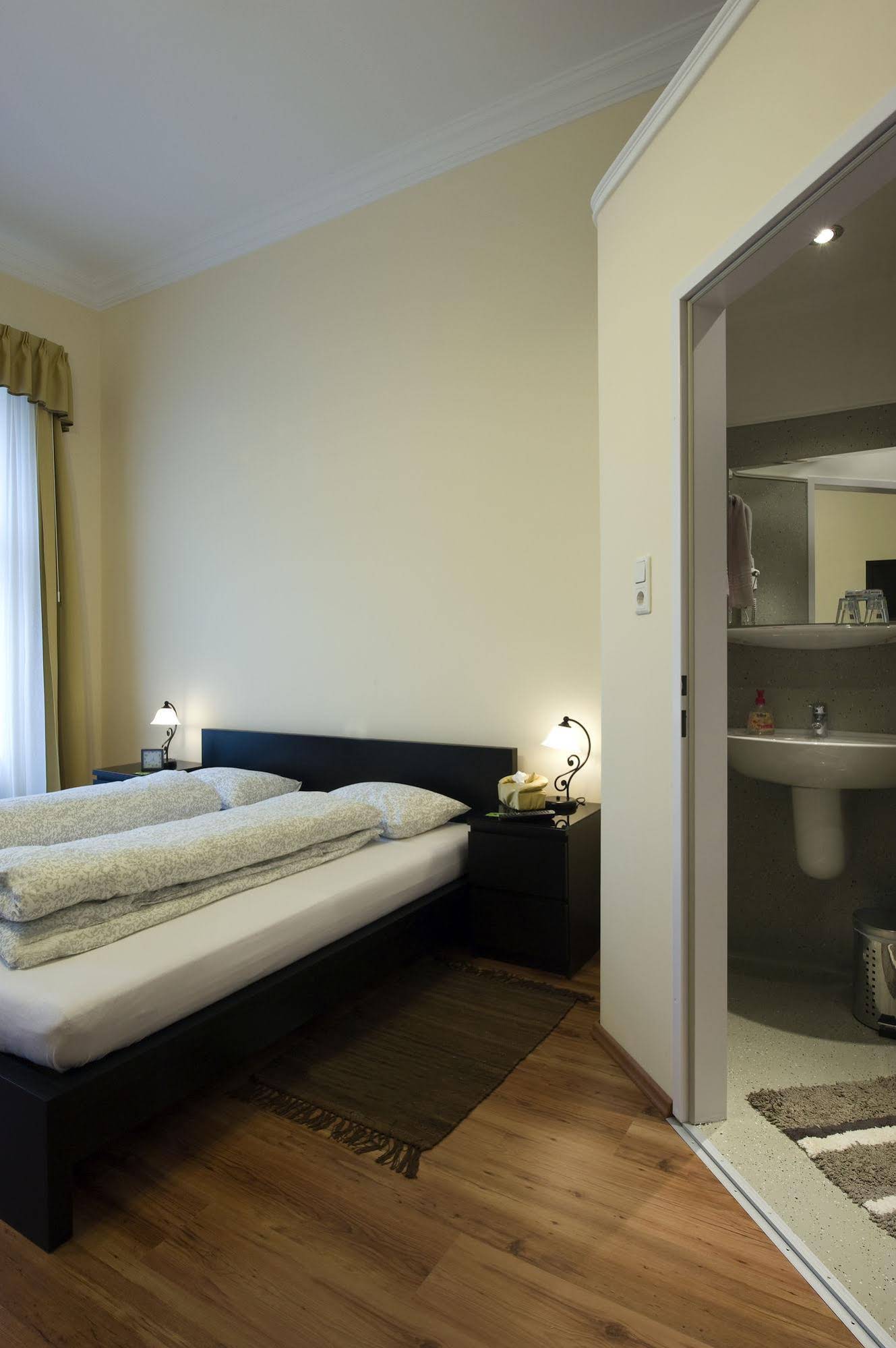 K&T Boardinghouse