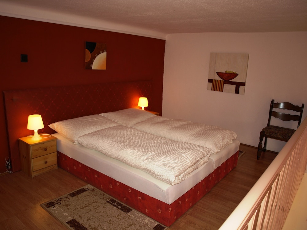 Liechtenstein Apartments II