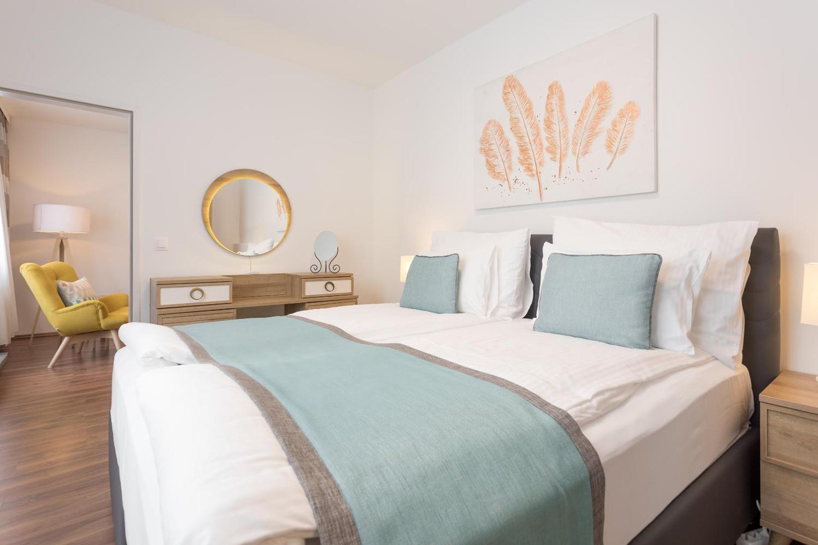 Mar Suite Apartments-Simmering