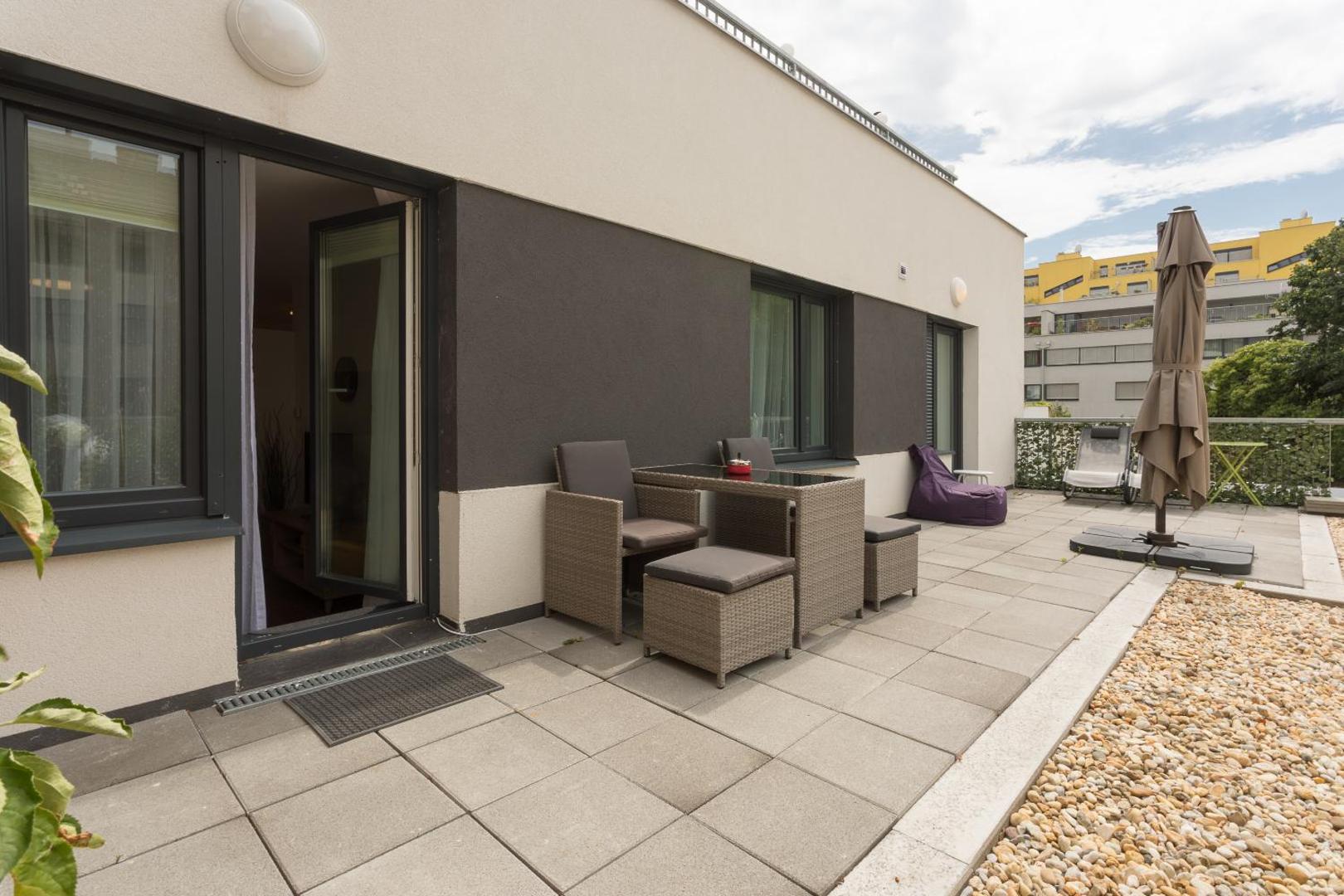 Mar Suite Apartments-Simmering