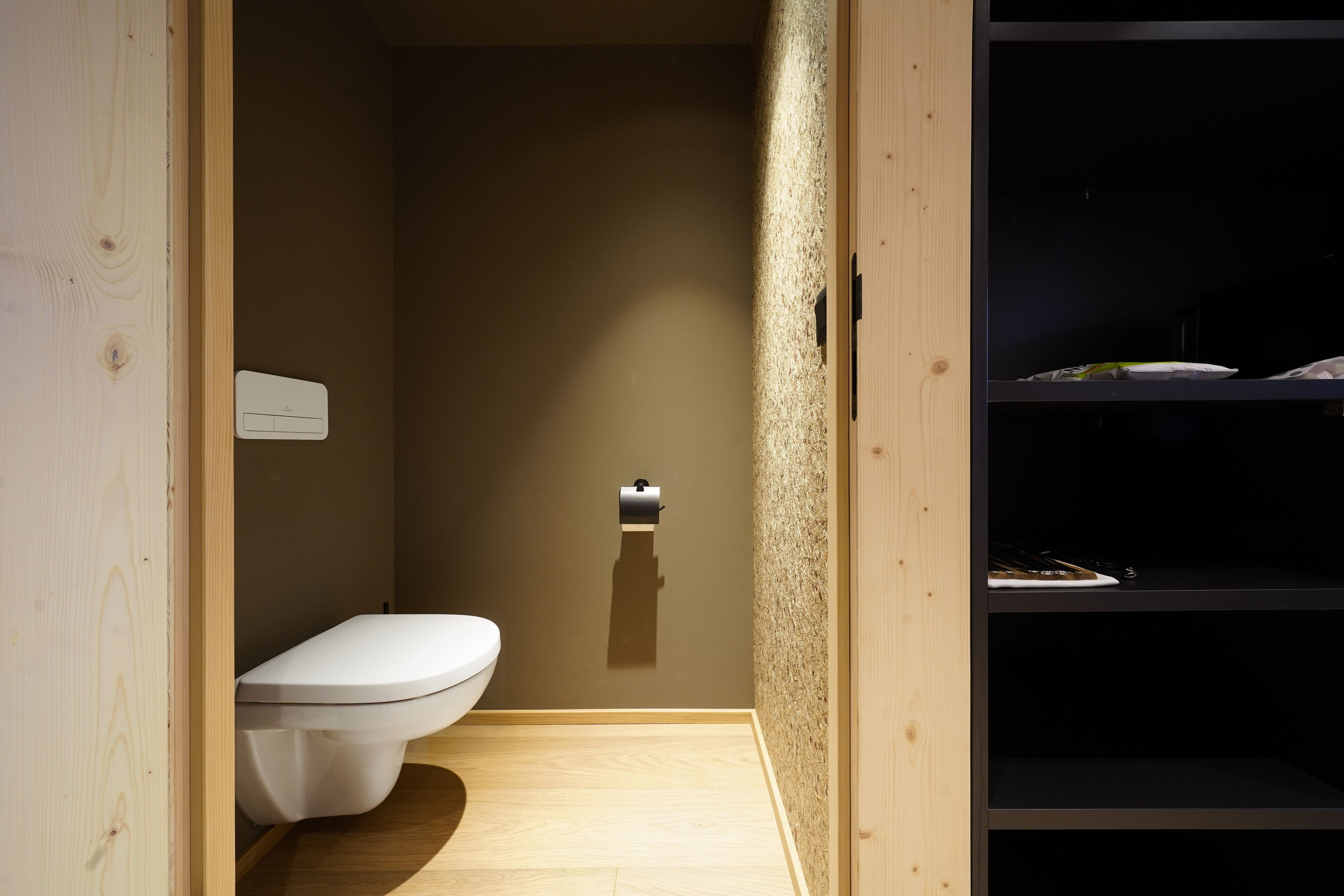 Numa Vienna Wood