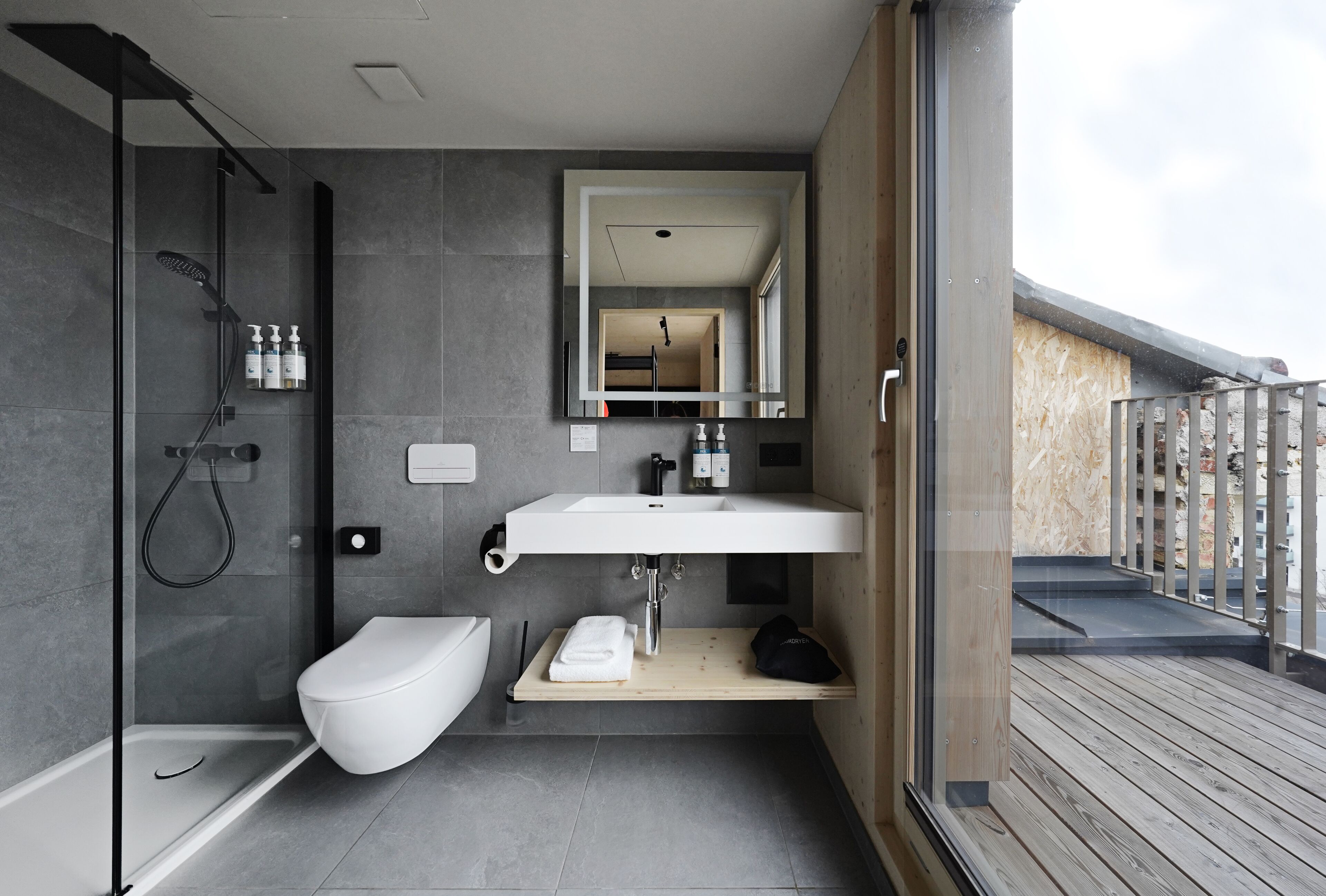 Numa Vienna Wood