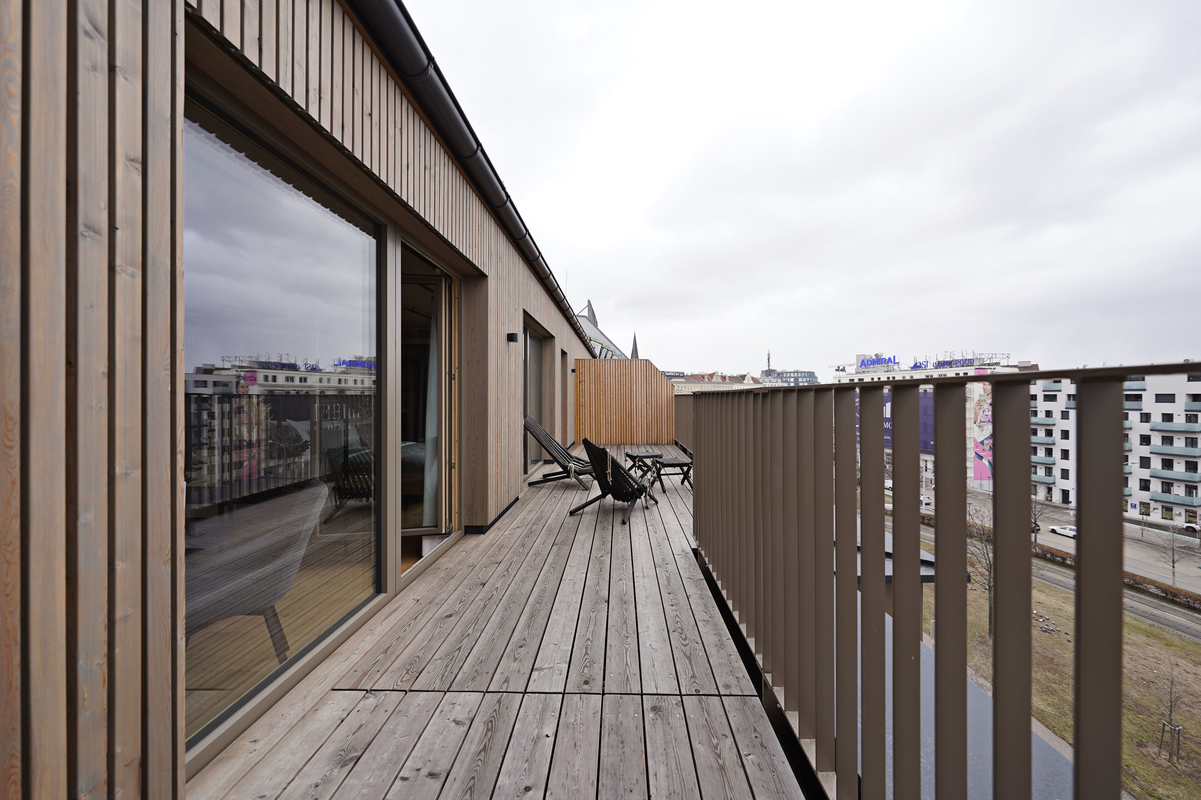 Numa Vienna Wood