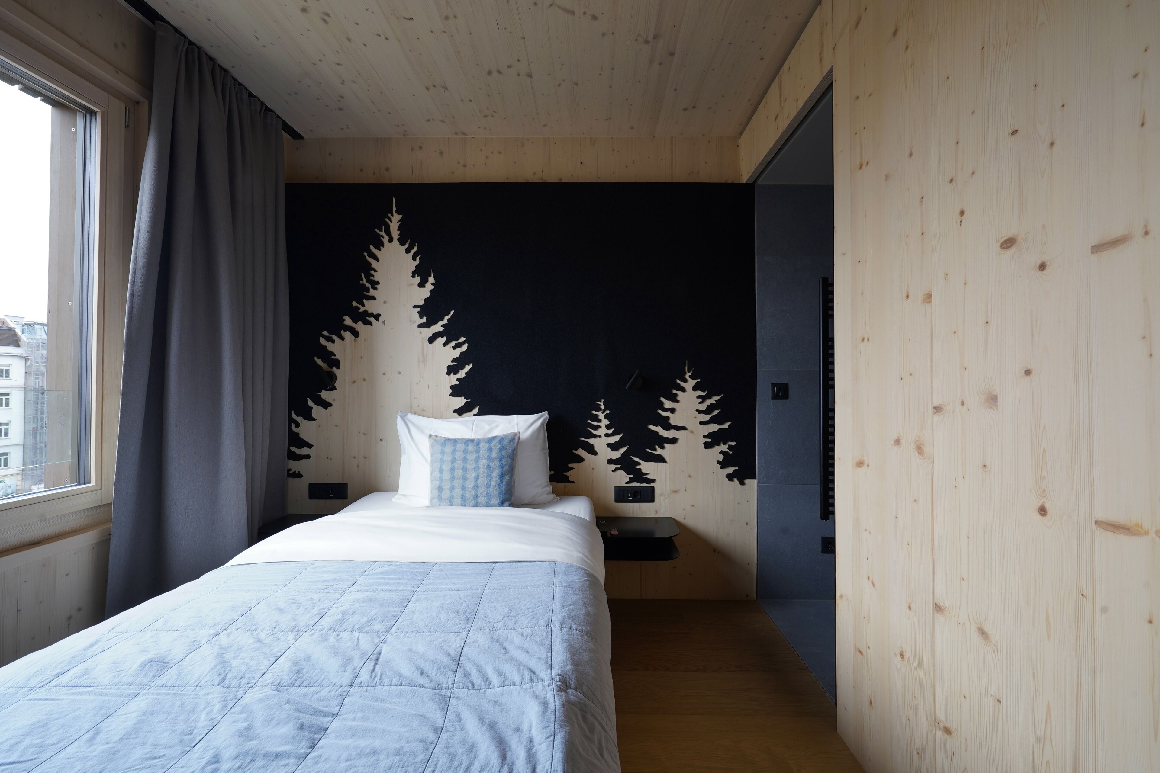 Numa Vienna Wood