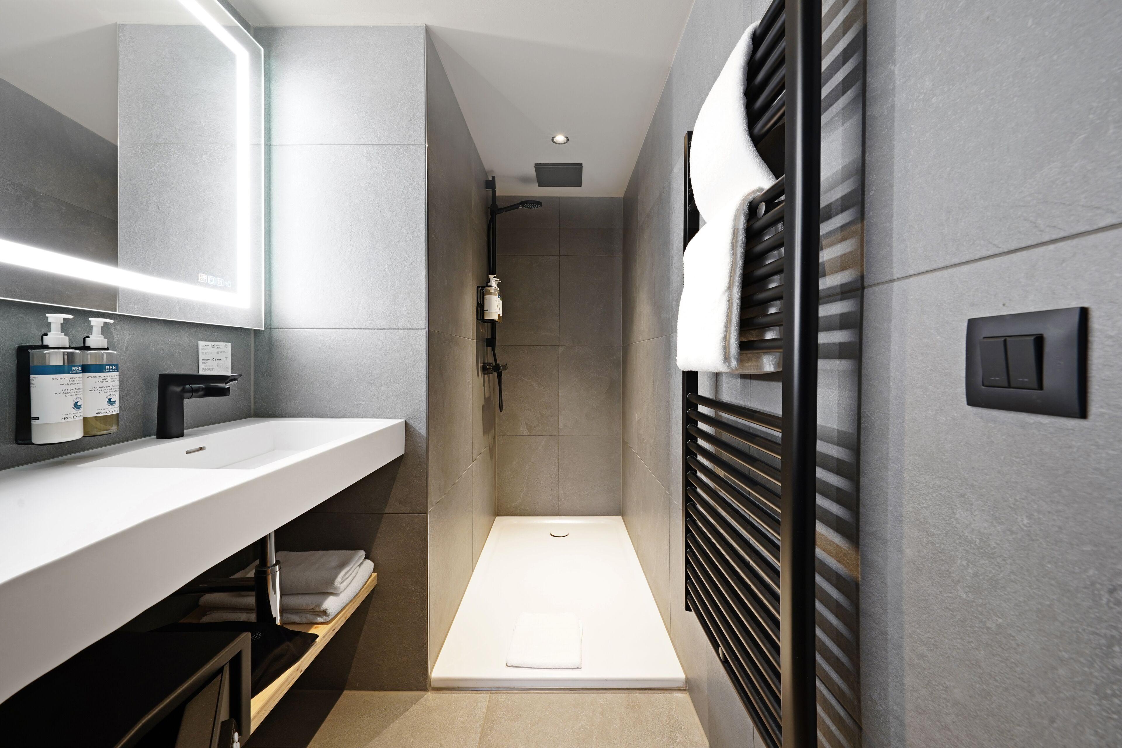 Numa Vienna Wood