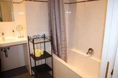 Opera Studio Apartment