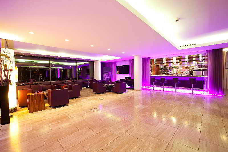 Pakat Suites