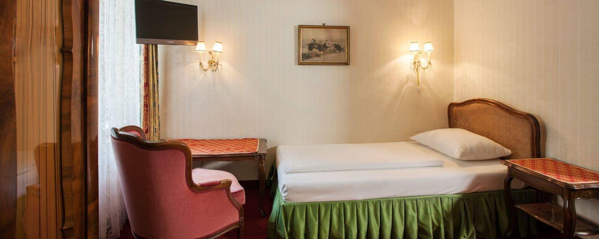 Hotel Pension Suzanne