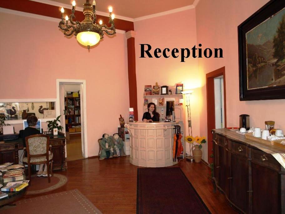 Pension Tal Studios