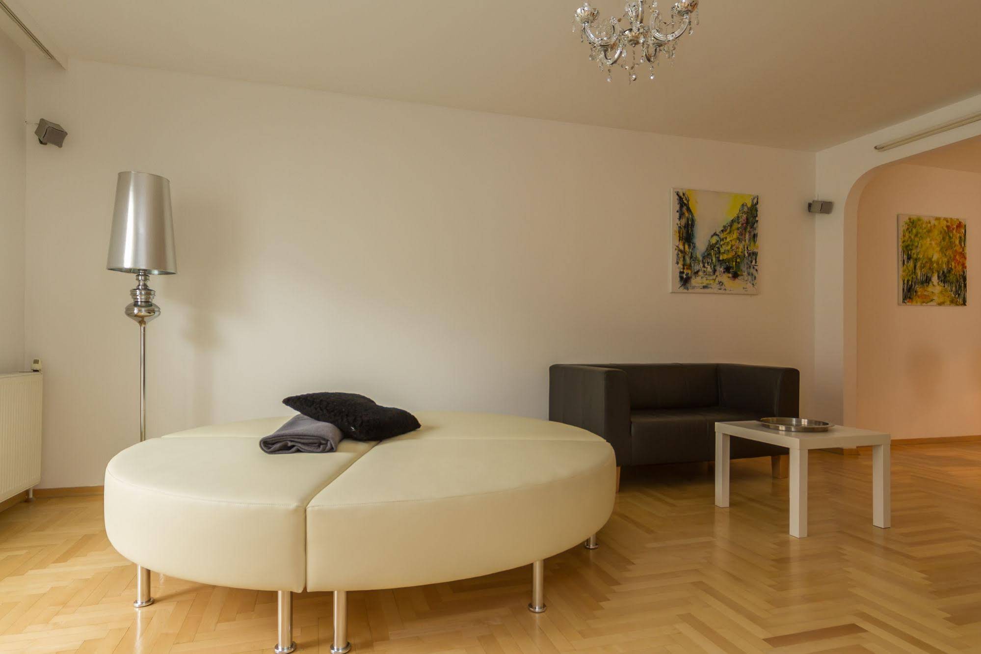 PuzzleHotel - Apartments Zentrum II