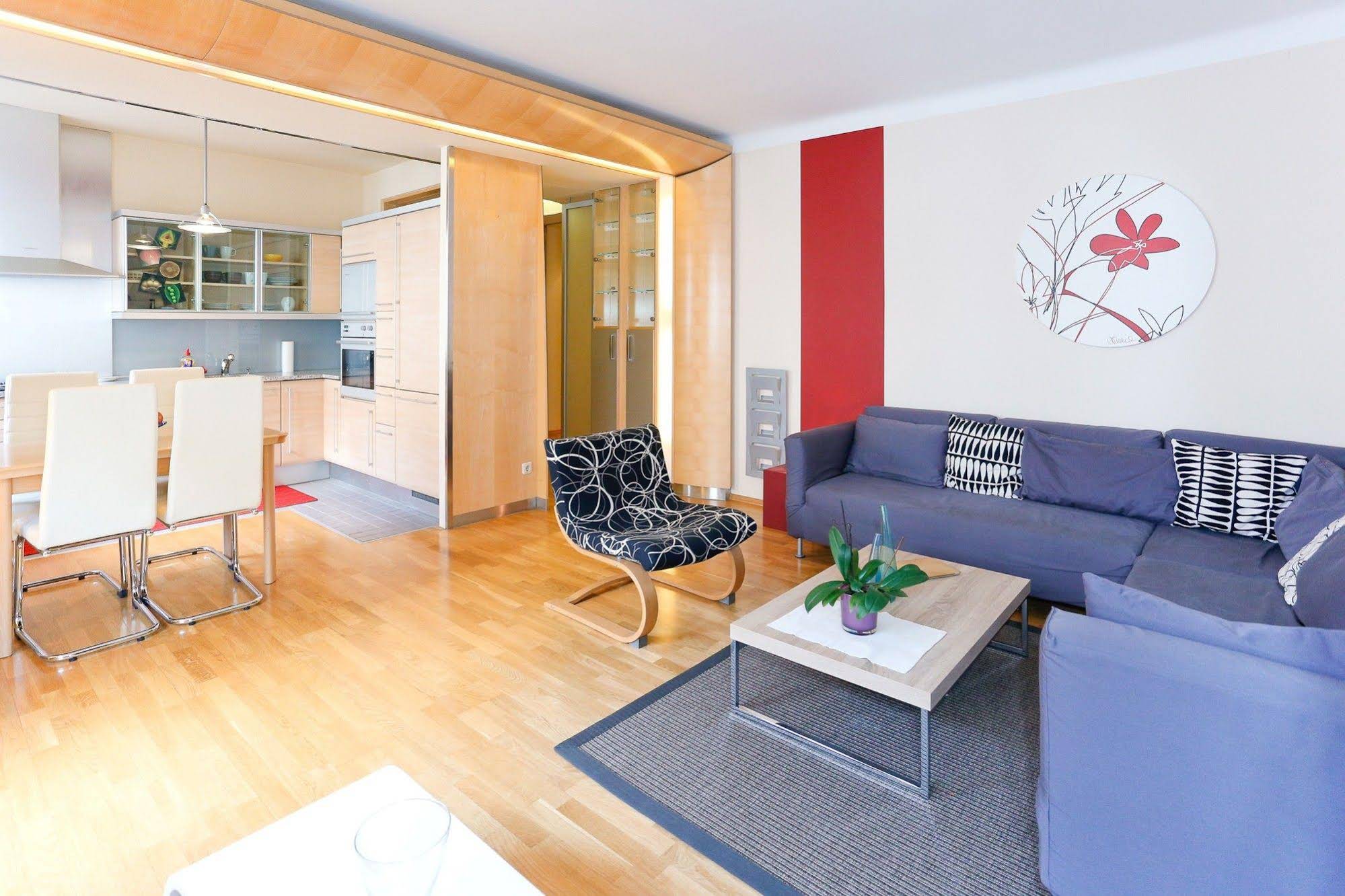 PuzzleHotel - Apartments Zentrum II
