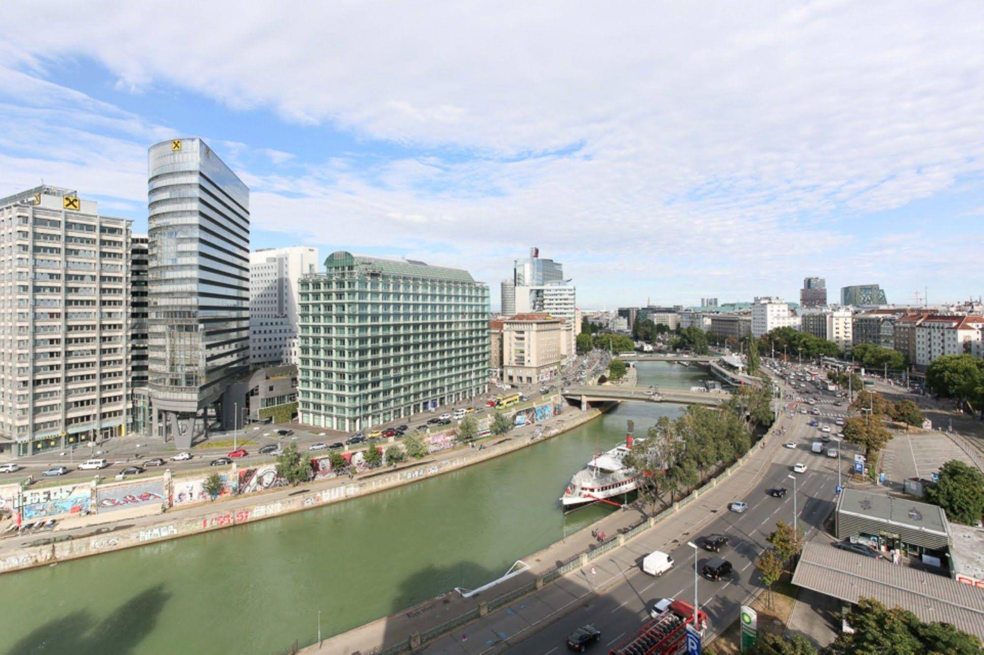 PuzzleHotel - Apartments Zentrum II
