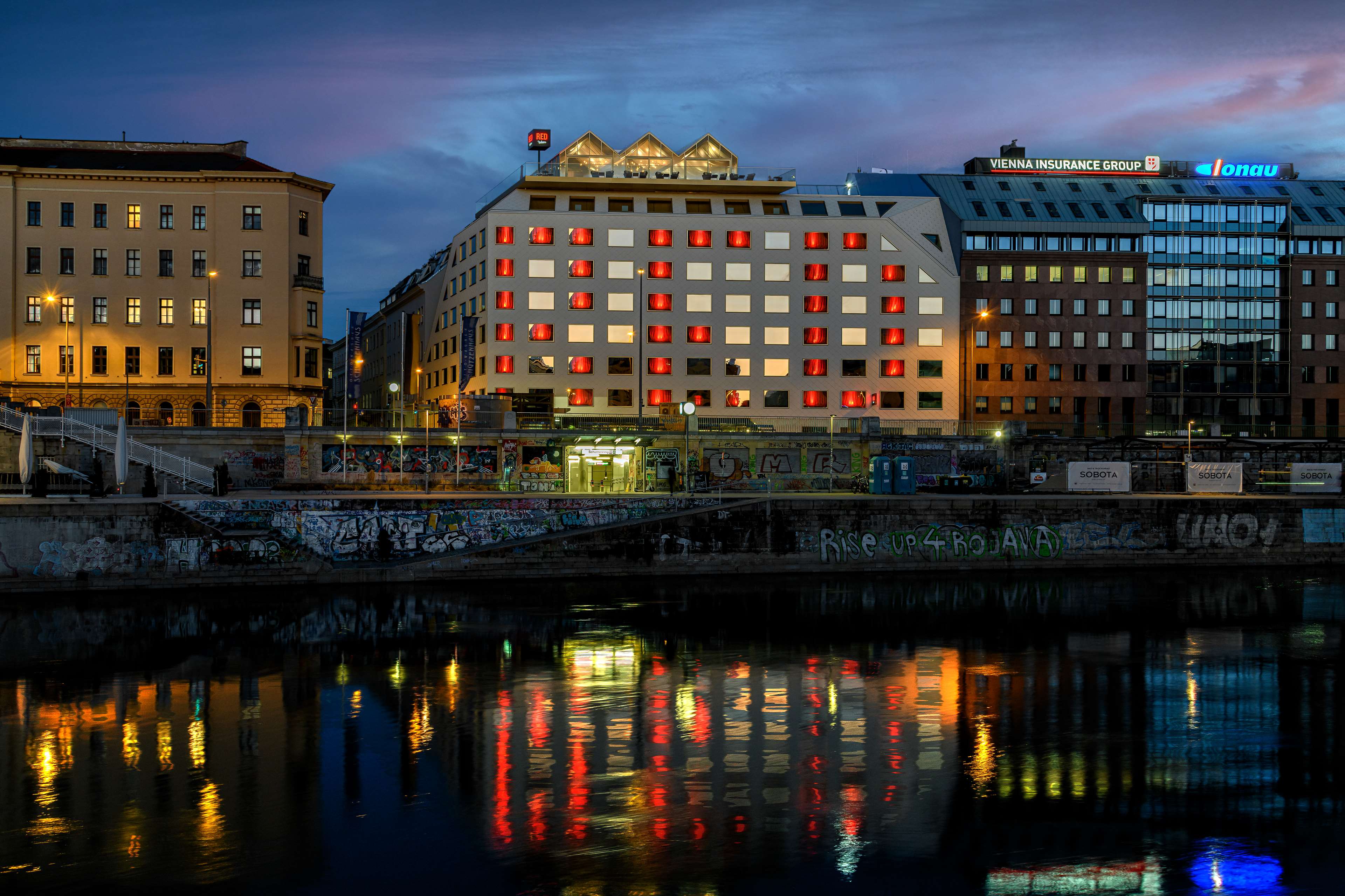 Radisson RED Vienna