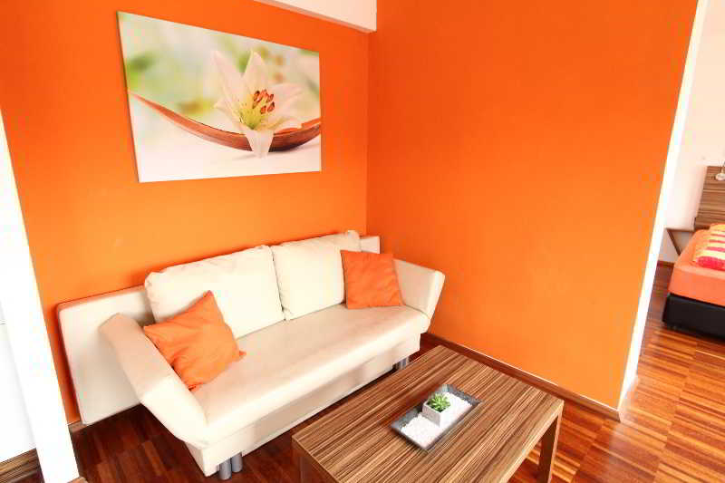Royal Living Apartments