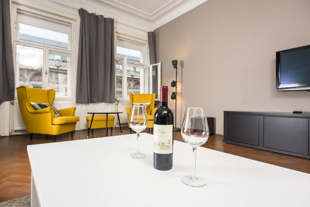 Senator Suite Stephansplatz by Welcome2vienna