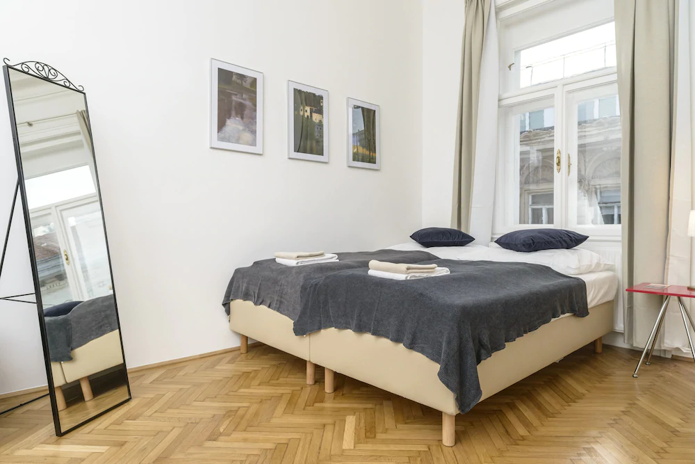 Senator Suite Stephansplatz by Welcome2vienna