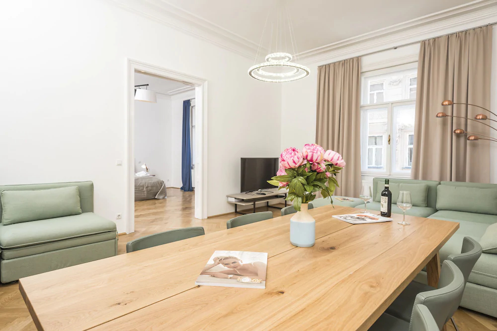 Senator Suite Stephansplatz by Welcome2vienna