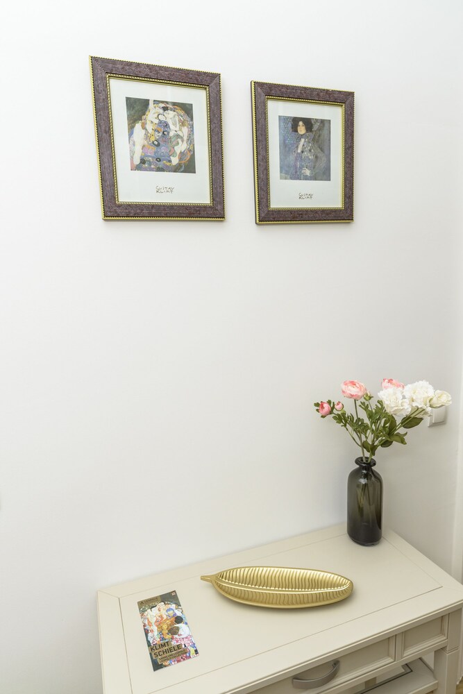 Senator Suite Stephansplatz by Welcome2vienna