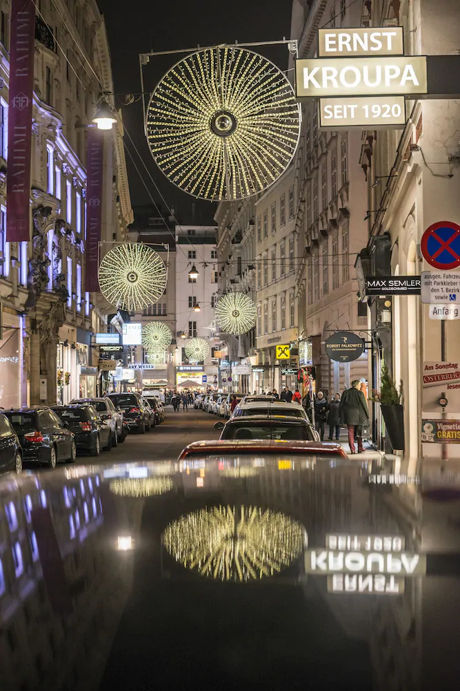 Senator Suite Stephansplatz by Welcome2vienna