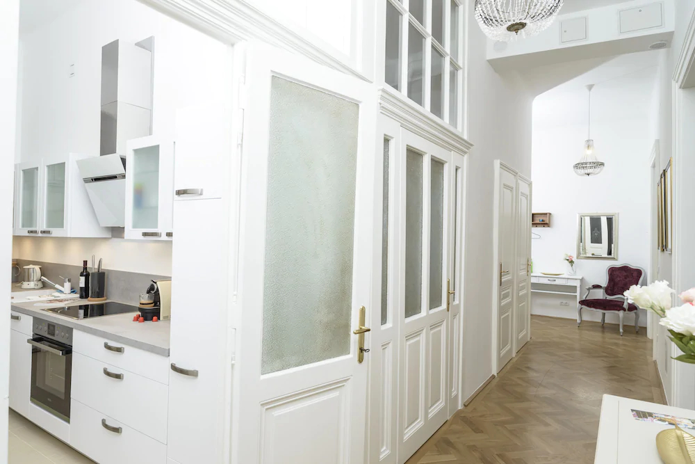 Senator Suite Stephansplatz by Welcome2vienna