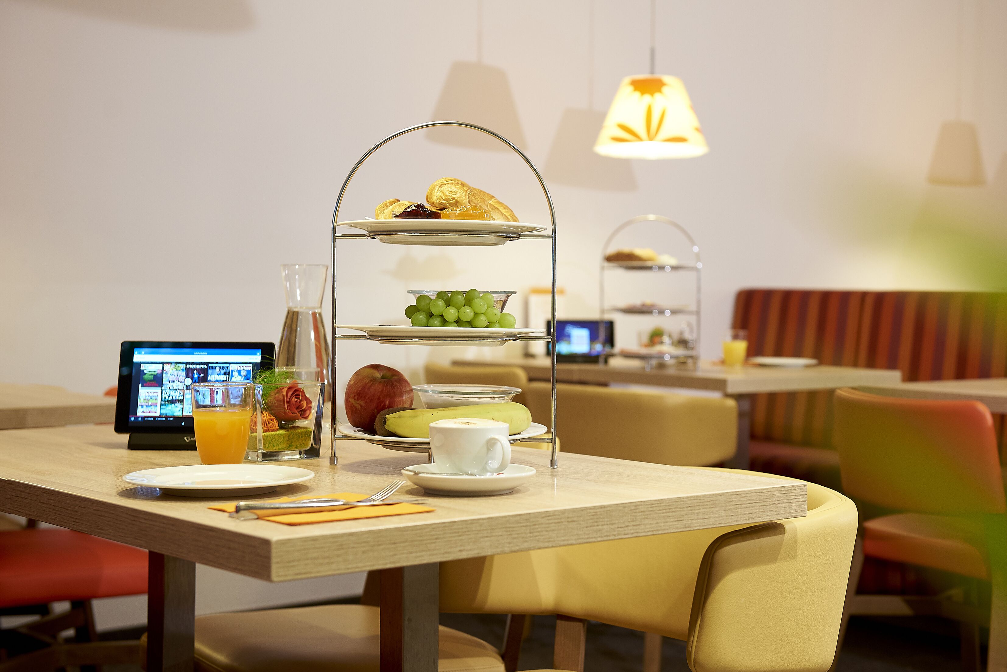 SIMM's Hotel