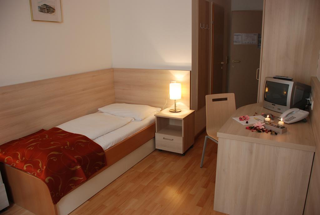 myNext - Hotel Rudy